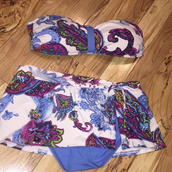 Tommy Bahama Other - Tommy Bahama bikini size S paisley pattern
